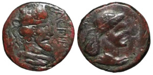 Tiridates I with Cleopatra - AE 8 chalkoi - Head of Cleopatra